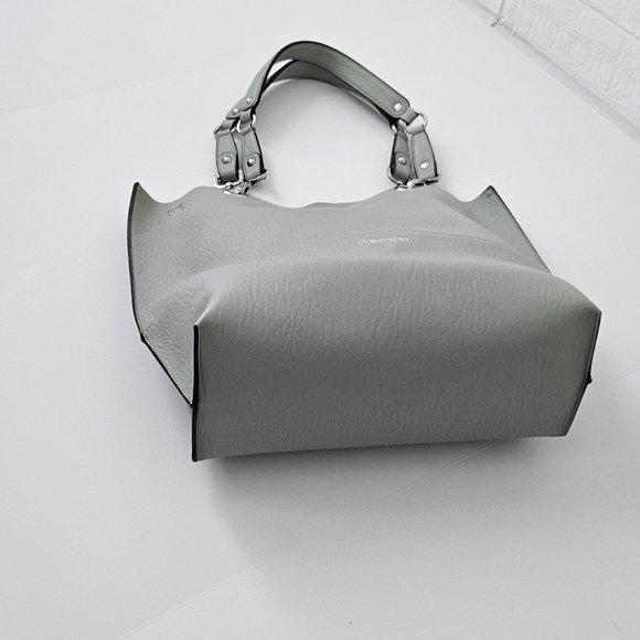 CALVIN KLEIN  Tote - Picture 7 of 10